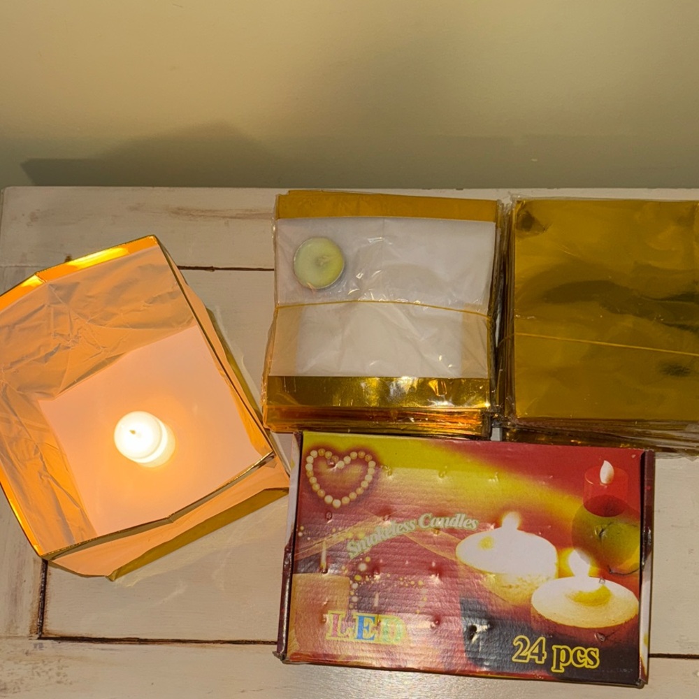 Gold Floating Luminaries